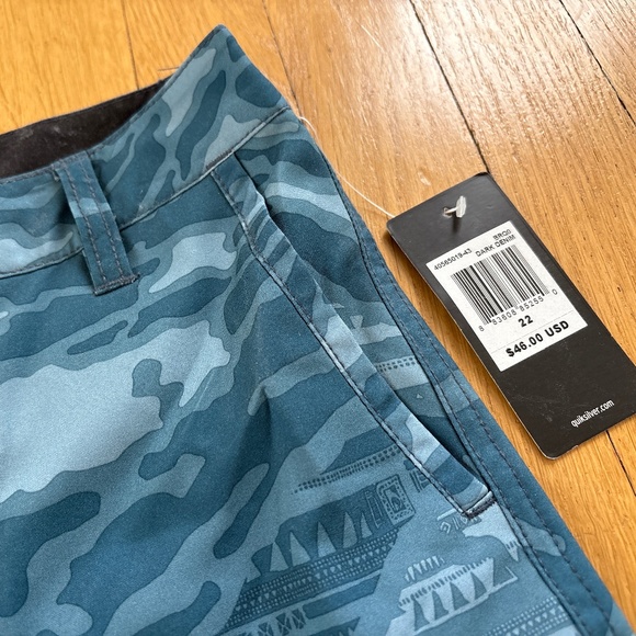 New With Tags Boys Size 22 Quicksilver Bathing Suit - Picture 2 of 2